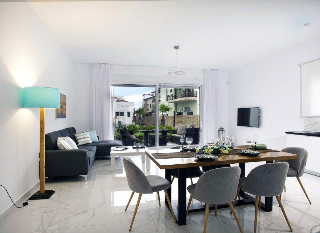 Acrotel Porto Brava Luxury Villas 오르모스 파나기아스 외부 사진
